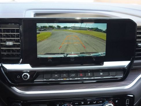 New 2026 GMC Sierra 1500 SLT w/ SLT Convenience Package image 24