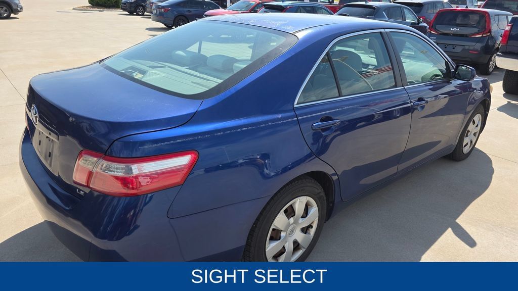 Used 2009 Toyota Camry LE FWD image 5