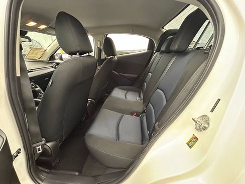 Used 2017 Toyota Yaris iA FWD image 19