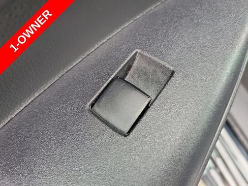 Used 2023 Toyota Corolla LE FWD image 18