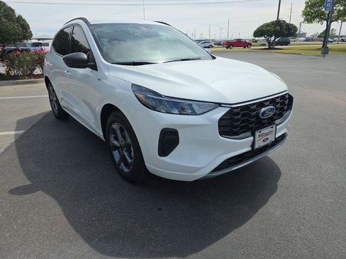 Used 2024 Ford Escape ST-Line w/ Tech Pack #1 image 9