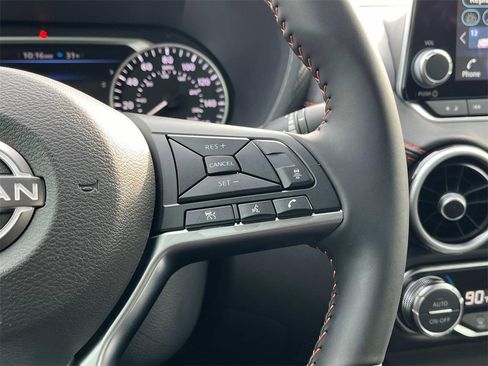 Certified 2025 Nissan Sentra SR image 28