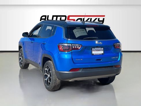 Used 2024 Jeep Compass Limited AWD/4WD image 5