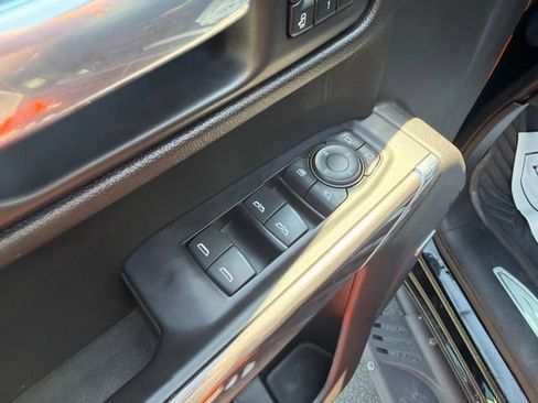 Used 2021 Chevrolet Silverado 1500 LTZ w/ LTZ Premium Package AWD/4WD image 23