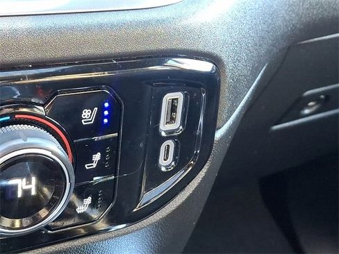 Used 2024 Chevrolet Silverado 1500 High Country w/ High Country Premium Package image 25