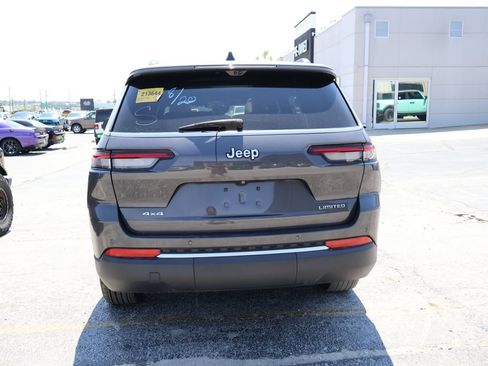 Used 2023 Jeep Grand Cherokee L Limited w/ Luxury Tech Group II AWD/4WD image 19