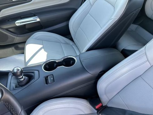 Used 2025 Ford Mustang GT Premium RWD image 23