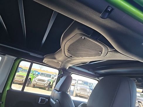 New 2026 Jeep Wrangler Sahara AWD/4WD image 91