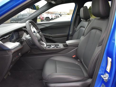 New 2026 Jeep Cherokee Limited AWD/4WD image 13