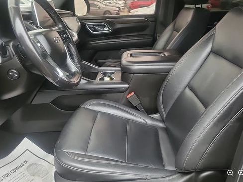 Used 2021 Chevrolet Suburban Z71 w/ Z71 Off-Road Package image 3