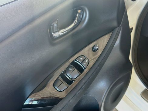 Used 2024 Nissan Leaf SV Plus FWD image 15
