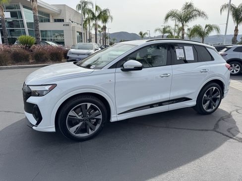 Used 2024 Audi Q4 e-tron Premium w/ Convenience Package AWD/4WD image 7