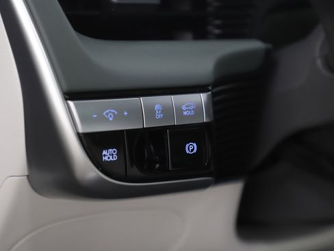Certified 2024 Hyundai Ioniq 5 Limited image 29