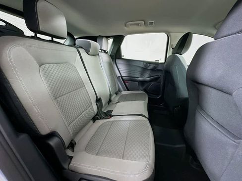 Certified 2022 Ford Escape SE image 30