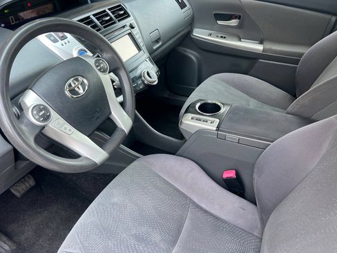 Used 2013 Toyota Prius V Three FWD image 7