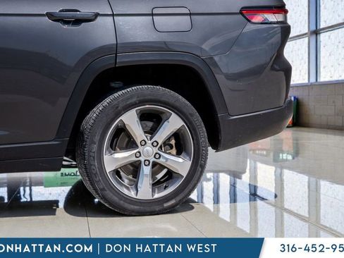 Used 2022 Jeep Grand Cherokee L Limited w/ Trailer Tow Group (B) image 38