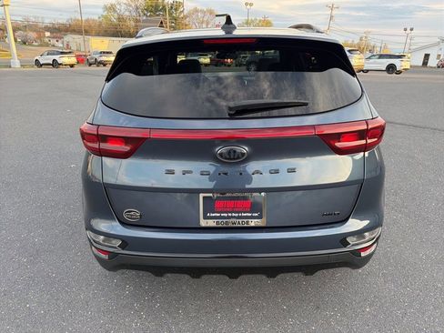 Used 2022 Kia Sportage Nightfall Edition image 4