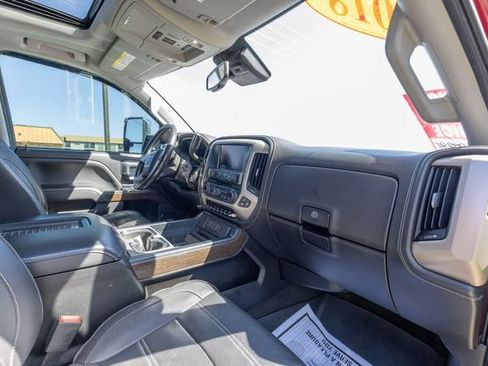 Used 2018 GMC Sierra 2500 Denali AWD/4WD image 18