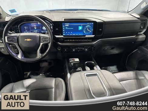 Used 2022 Chevrolet Silverado 1500 LTZ w/ Technology Package image 7