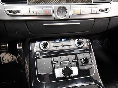 Used 2015 Audi S8 AWD/4WD image 26
