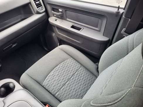 Used 2025 RAM 2500 Tradesman image 17