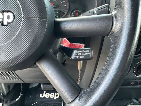 Used 2007 Jeep Wrangler Unlimited X RWD image 43