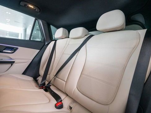 Certified 2025 Mercedes-Benz GLC 300 4MATIC image 27