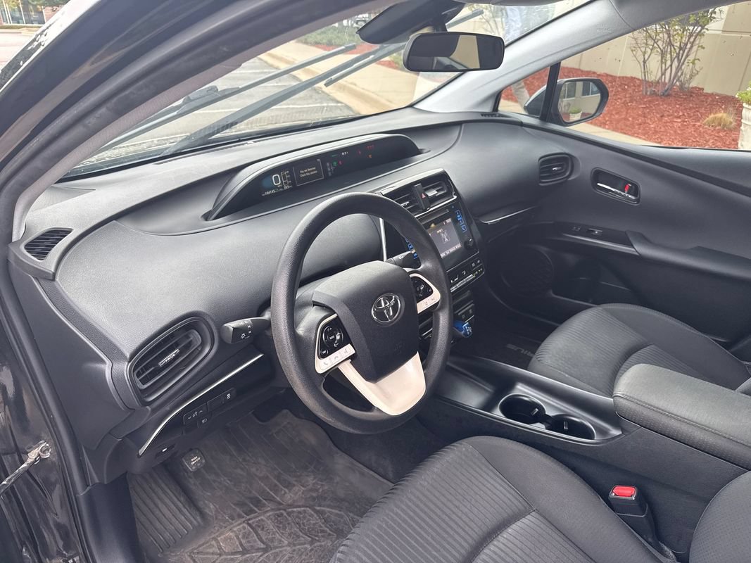 Used 2017 Toyota Prius One FWD image 28