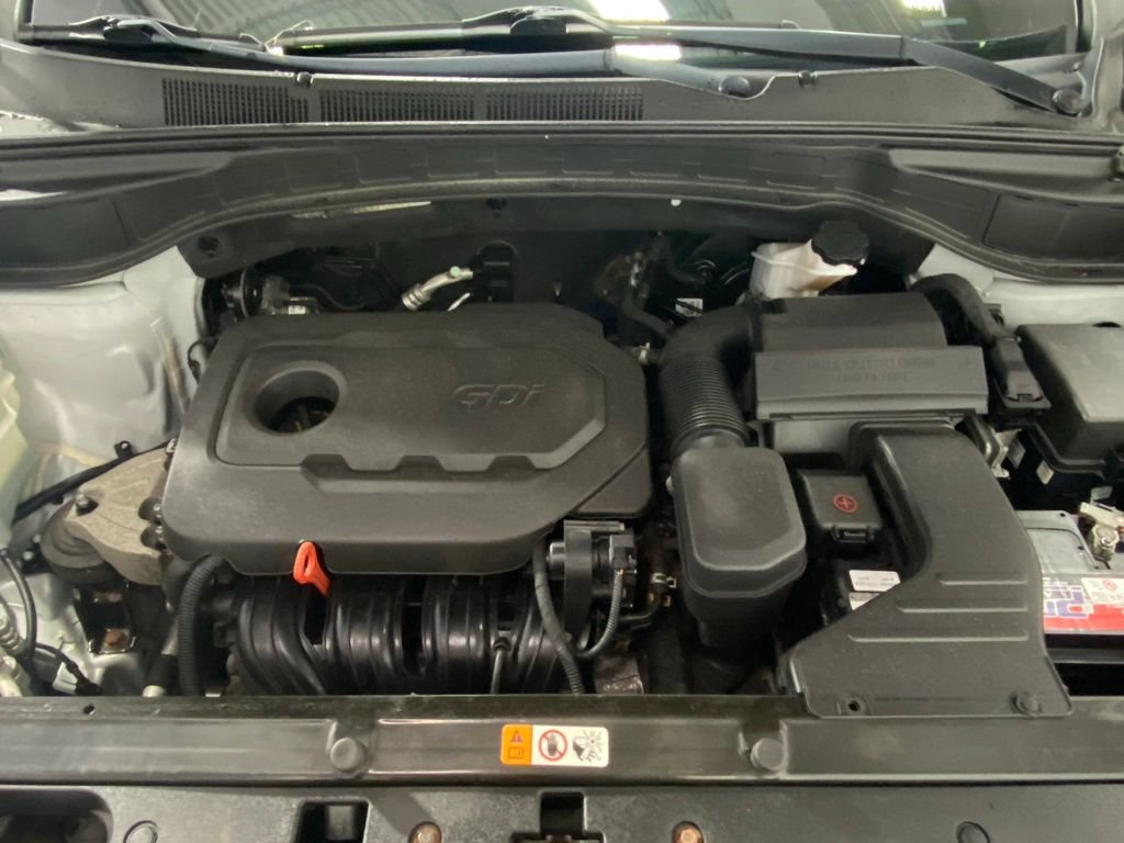 Used 2018 Hyundai Santa Fe Sport w/ 2.4L Value Package 02 AWD/4WD image 13