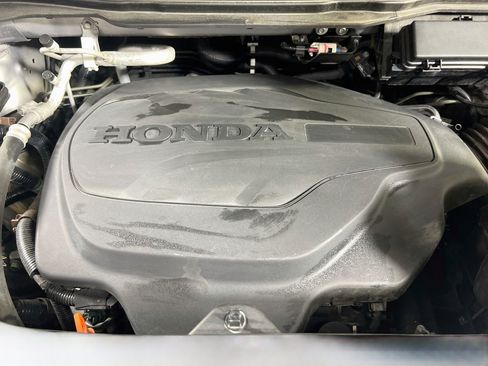 Used 2021 Honda Pilot EX image 29