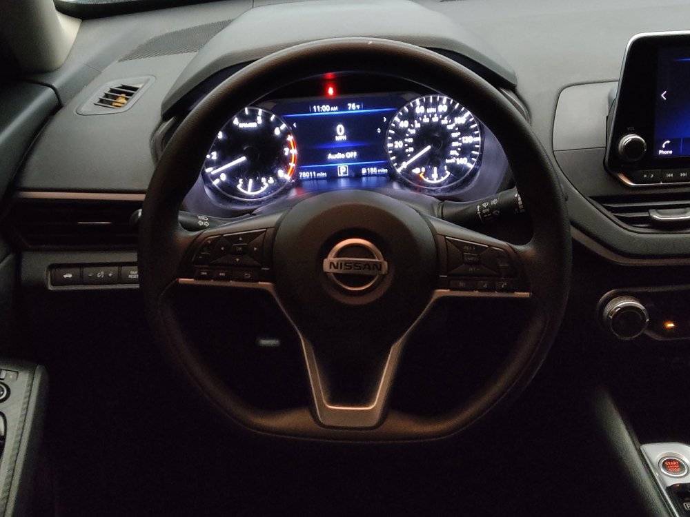 Used 2022 Nissan Altima 2.5 SV FWD image 22