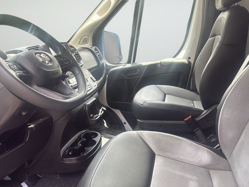 Used 2023 RAM ProMaster 2500 FWD image 20