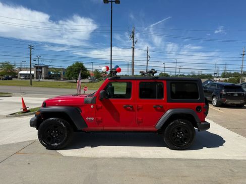 Used 2019 Jeep Wrangler Unlimited Sport AWD/4WD image 7