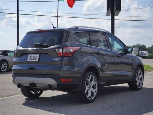 Used 2017 Ford Escape Titanium AWD/4WD image 7