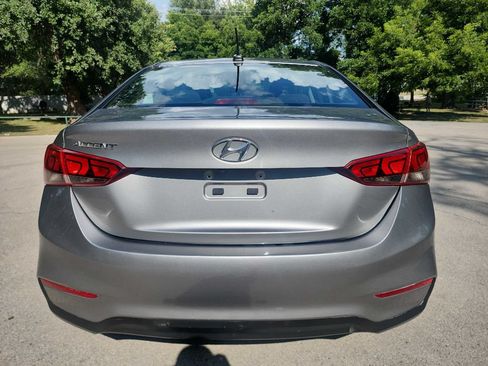 Used 2021 Hyundai Accent SEL FWD image 6