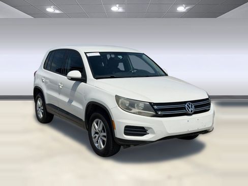 Used 2013 Volkswagen Tiguan S FWD image 7