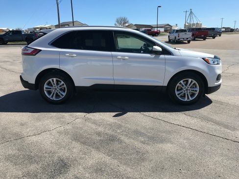 Used 2019 Ford Edge SEL w/ Equipment Group 201A AWD/4WD image 5