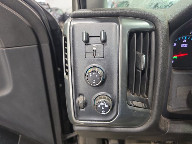 Used 2015 Chevrolet Silverado 3500 LT w/ LT Convenience Package AWD/4WD image 14