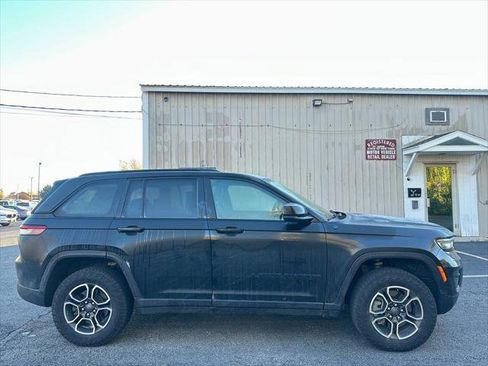 Certified 2023 Jeep Grand Cherokee Trailhawk AWD/4WD image 13