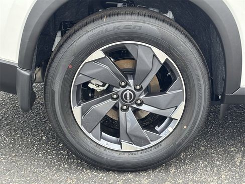 New 2026 Nissan Rogue SV image 6