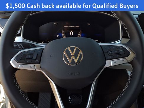 New 2026 Volkswagen Taos SE FWD image 12