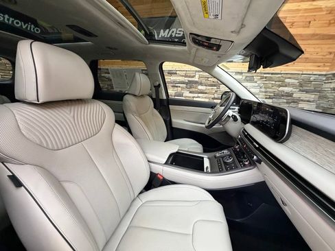Used 2025 Hyundai Palisade Calligraphy image 15