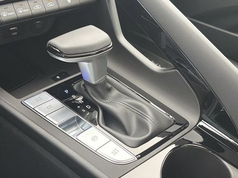 New 2026 Hyundai Elantra Limited w/ Cargo Package image 31