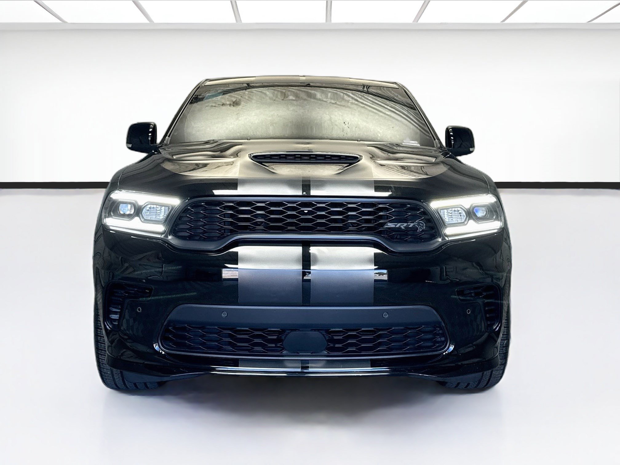 Used 2021 Dodge Durango SRT Hellcat w/ Technology Group AWD/4WD image 2