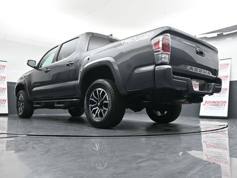 Used 2022 Toyota Tacoma TRD Sport image 35