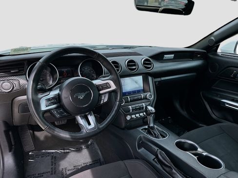 Used 2022 Ford Mustang Convertible w/ Equipment Group 101A image 9