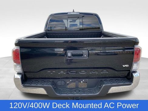 Used 2022 Toyota Tacoma TRD Off-Road image 3