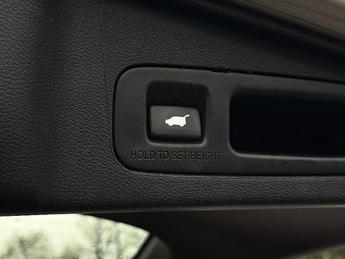 Used 2019 Honda CR-V EX-L image 27