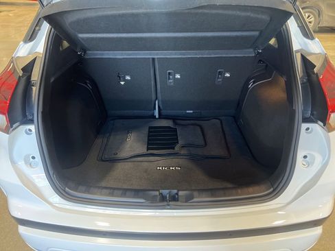 Certified 2024 Nissan Kicks SR w/ SR Premium Package image 11