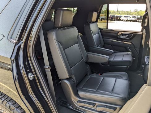 Used 2024 Chevrolet Tahoe Z71 w/ Luxury Package AWD/4WD image 54